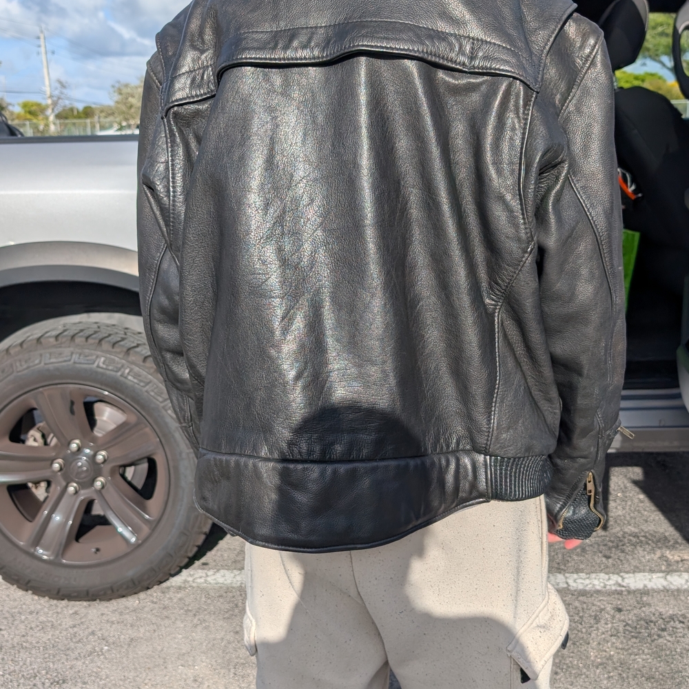 Men's Black Leather Zip-Front Jacket - Picture 4 of 7